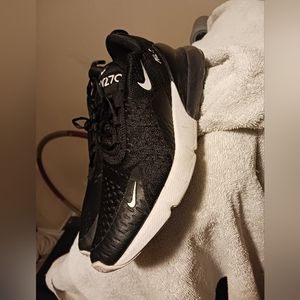 Nike air 270